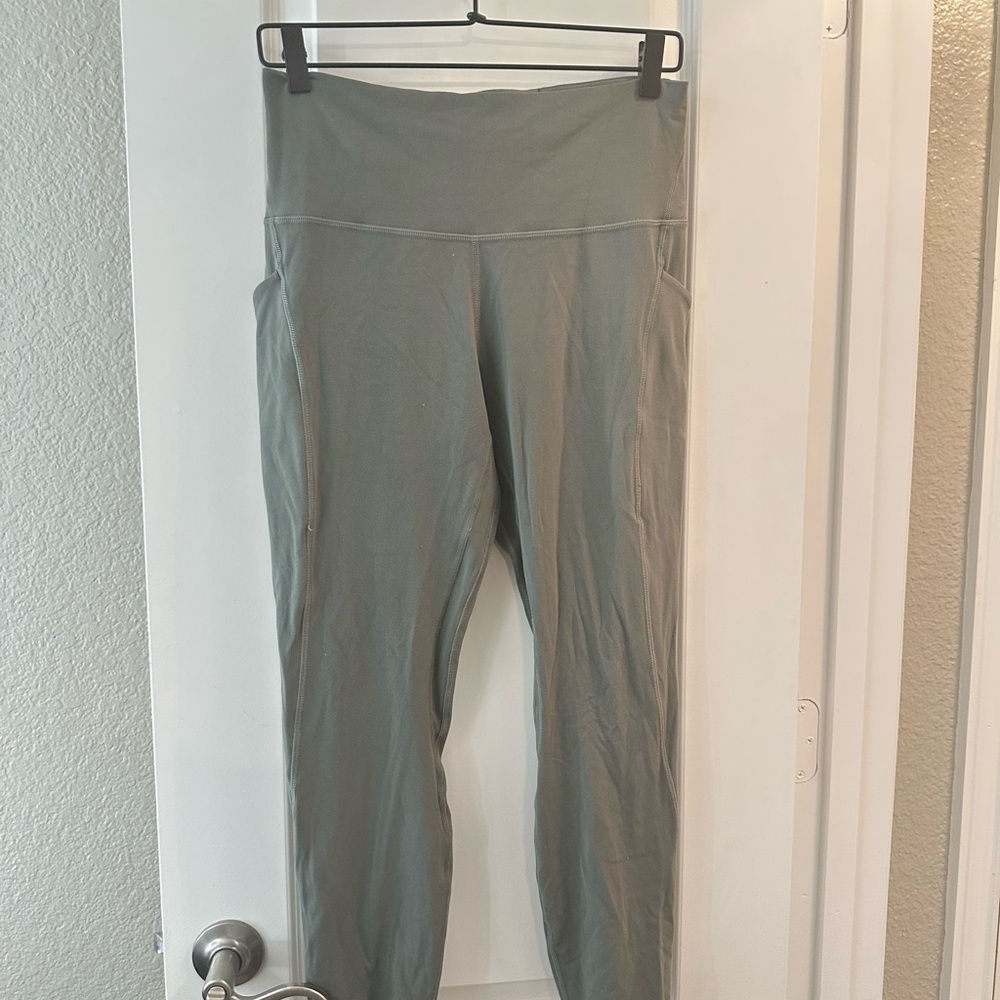Lululemon Athletica Gray/Green 25’ Align with Pocket Leggings- high rise